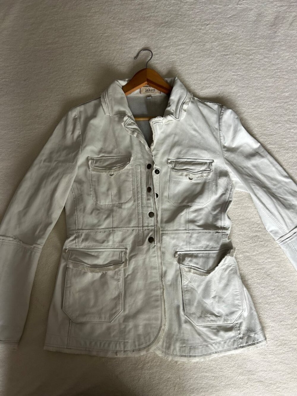 Jakett New York 100% Genuine Meryl White Leather Jacket (Size Small) - Picture 2 of 9